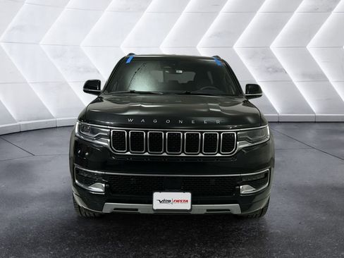 Used 2023 Jeep Wagoneer L Series II image 2