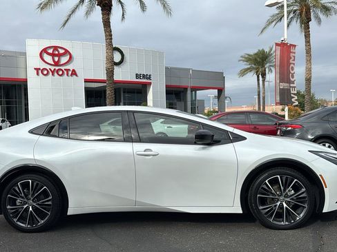 Certified 2024 Toyota Prius XLE image 8