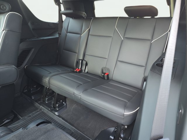 Used 2024 Cadillac Escalade Premium Luxury w/ LPO, Floor Liner Package AWD/4WD image 28