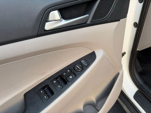 Used 2020 Hyundai Tucson SEL AWD/4WD image 15