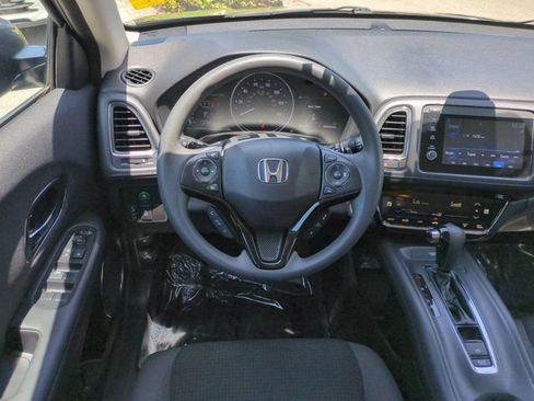 Used 2021 Honda HR-V EX image 14
