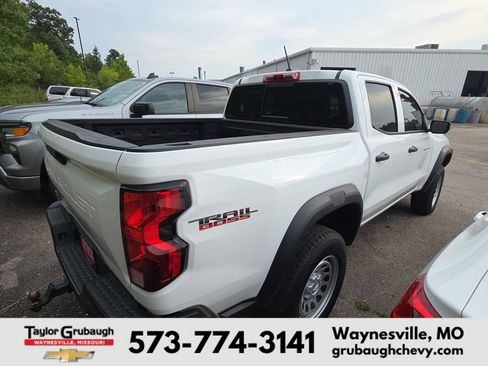 Used 2024 Chevrolet Colorado Trail Boss w/ Advanced Trailering Package AWD/4WD image 7