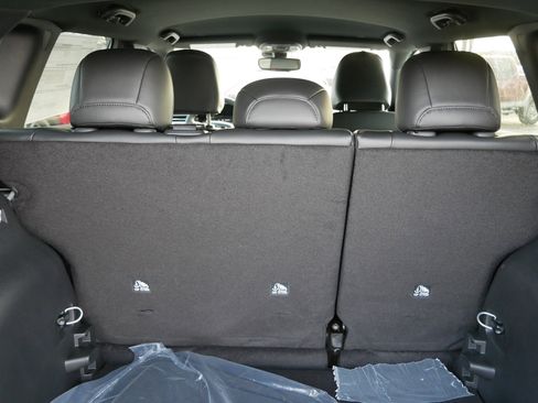 New 2026 Jeep Compass Limited image 11