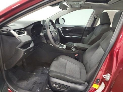 Certified 2022 Toyota RAV4 XLE w/ Convenience Package image 23