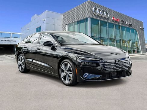 Certified 2025 Audi A6 e-tron Premium w/ Premium Plus RWD image 5