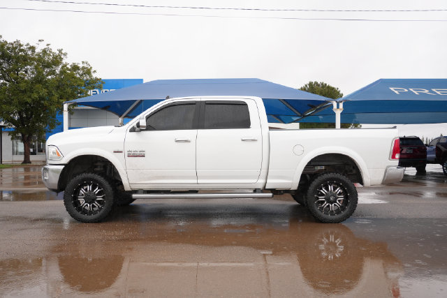 Used 2015 RAM 2500 Laramie w/ Protection Group AWD/4WD image 2