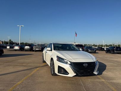 Certified 2023 Nissan Altima 2.5 SL