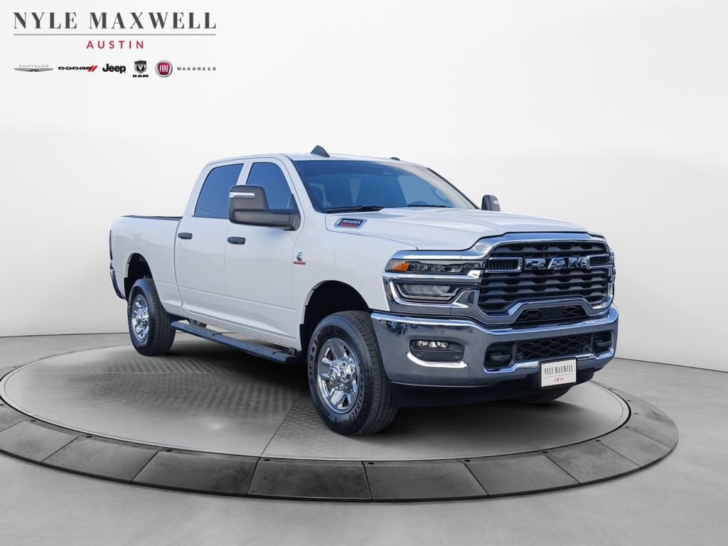 Used 2025 RAM 3500 Tradesman AWD/4WD image 2