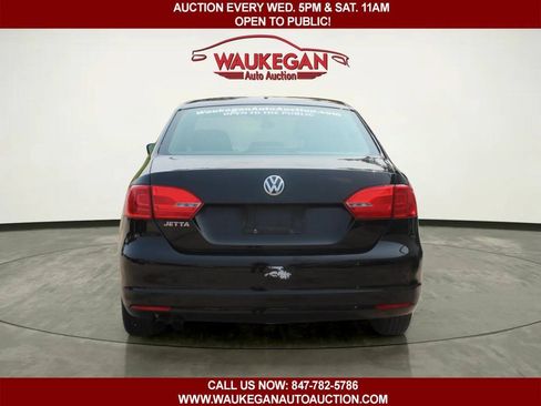 Used 2013 Volkswagen Jetta S FWD image 5