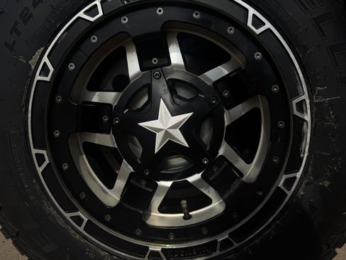 Used 2022 Jeep Wrangler Unlimited Sport image 9