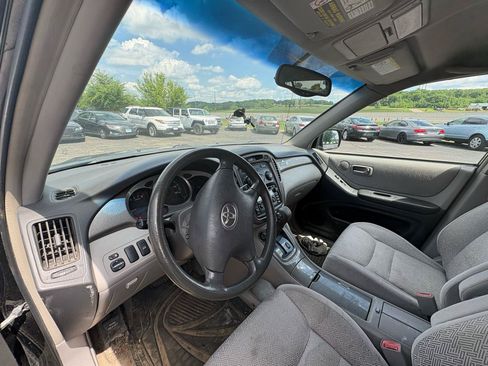 Used 2003 Toyota Highlander 4WD V6 image 10