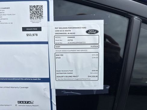 Used 2023 Dodge Charger Scat Pack w/ Plus Group RWD image 3