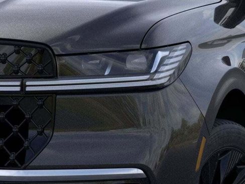 New 2025 Lincoln Navigator Reserve w/ Jet Appearance Package image 64