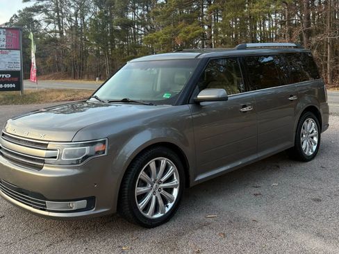 Used 2014 Ford Flex Limited w/ Equipment Group 303A image 2
