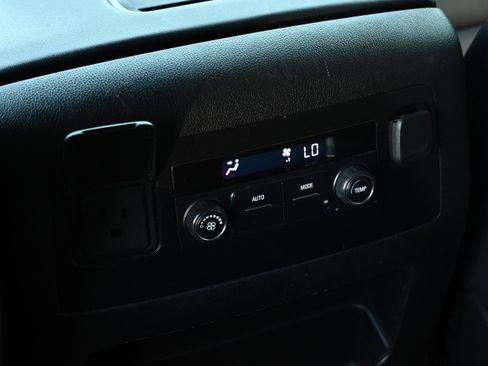 Used 2020 Chevrolet Tahoe LT image 26