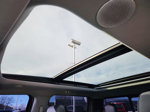 Used 2023 Ford F250 Lariat w/ Lariat Ultimate Package image 20