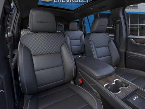 Used 2024 GMC Acadia Denali w/ Super Cruise Package image 49