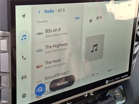 Used 2023 Toyota Tundra Limited image 18