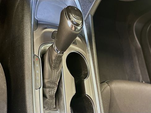 Used 2019 Chevrolet Malibu LT FWD image 25