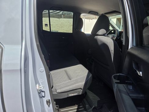 Used 2023 Honda Ridgeline Sport image 17