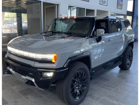 Used 2024 GMC Hummer EV 2X AWD/4WD image 2