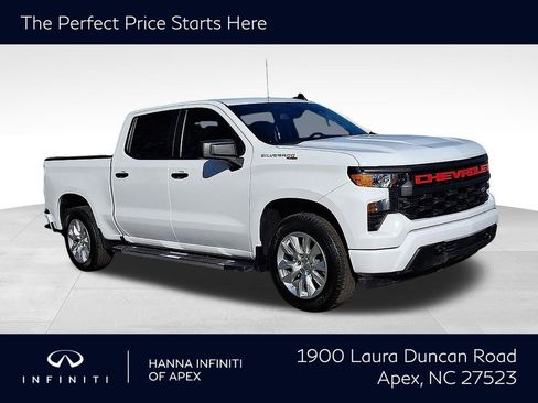 Used 2024 Chevrolet Silverado 1500 Custom RWD image 1