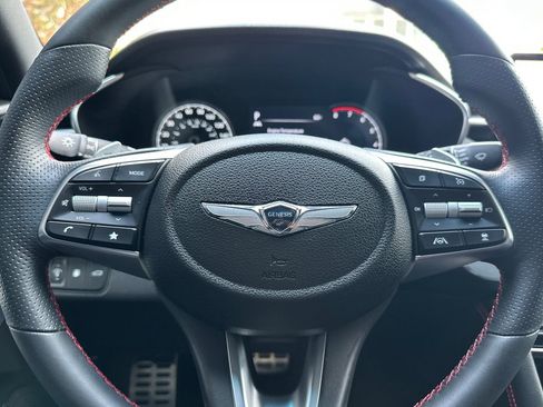 Used 2023 Genesis G70 2.0T w/ Sport Prestige Package RWD image 28