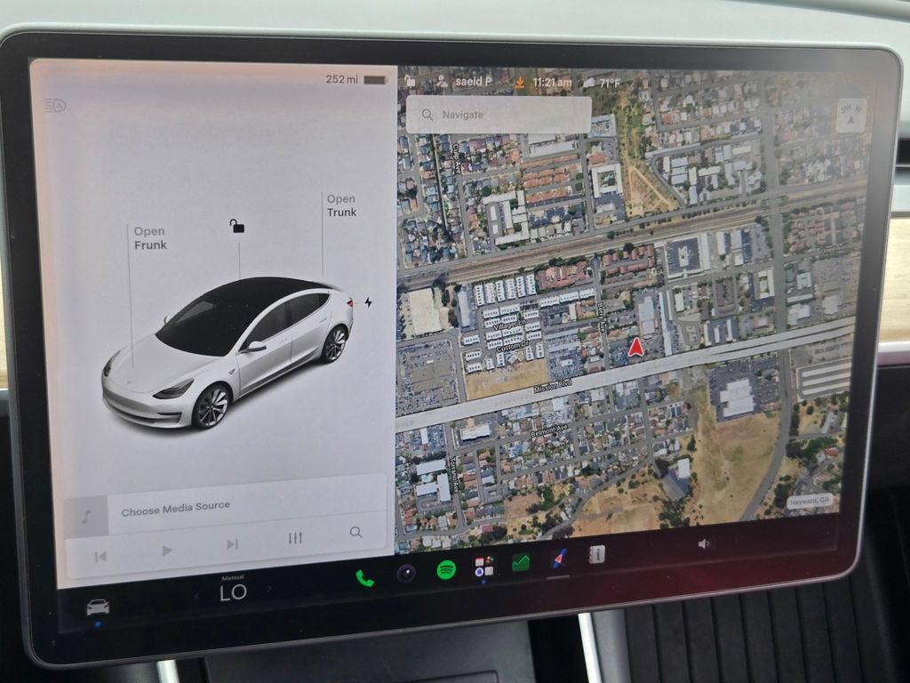 Used 2018 Tesla Model 3 Long Range RWD image 19