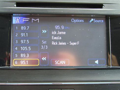 Used 2013 Toyota Avalon XLE image 15