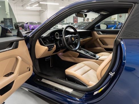 Used 2024 Porsche 911 Carrera S image 13