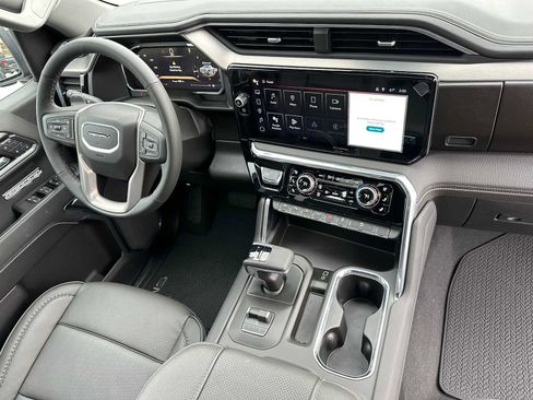 New 2026 GMC Sierra 1500 Denali w/ Denali Reserve Package image 11