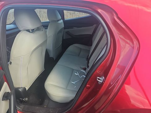 Used 2020 MAZDA MAZDA3 AWD Hatchback w/ Preferred Pkg image 13