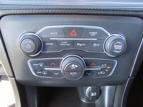 Used 2023 Dodge Charger R/T w/ Plus Group RWD image 28