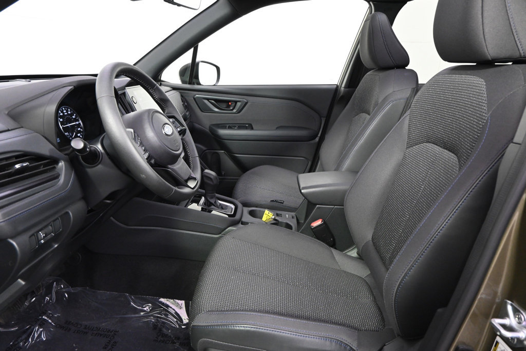Used 2025 Subaru Forester Premium AWD/4WD image 13