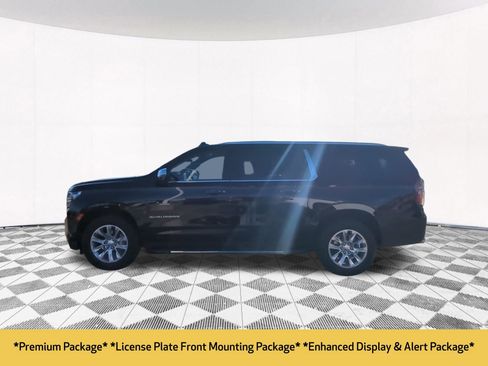 Used 2021 Chevrolet Suburban Premier w/ Premium Package image 5