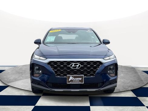 Used 2019 Hyundai Santa Fe SE FWD image 2