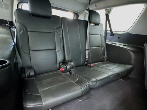 Used 2019 GMC Yukon XL SLT w/ Premium Edition RWD image 20