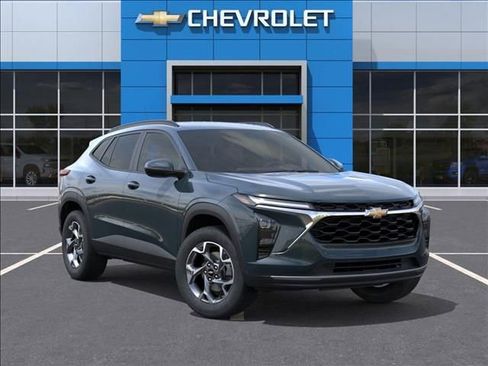 New 2026 Chevrolet Trax LT w/ LT Convenience Package image 7