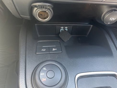 Used 2022 Ford Ranger XLT image 17