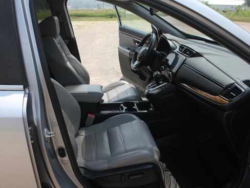 Used 2018 Honda CR-V Touring image 33