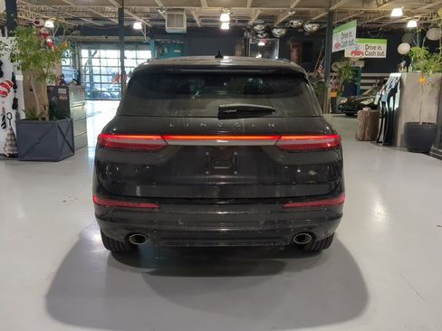 Used 2023 Lincoln Corsair Reserve w/ Equipment Group 201A image 9