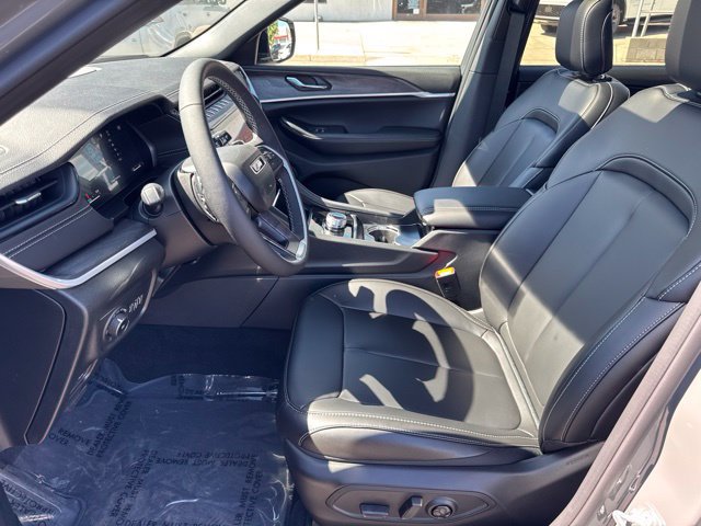 New 2027 Jeep Grand Cherokee L Limited w/ Limited Altitude Package RWD image 20