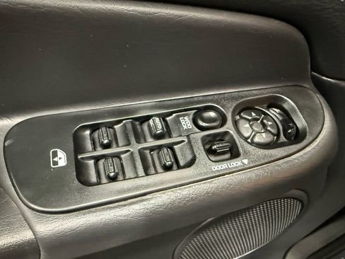 Used 2004 Dodge Ram 3500 Truck SLT w/ Trailer Tow Group image 38