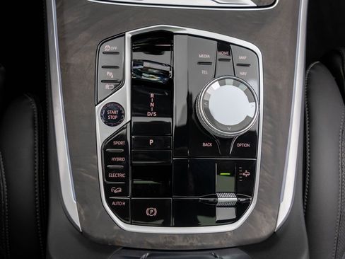 New 2026 BMW X5 xDrive50e w/ Executive Package image 22