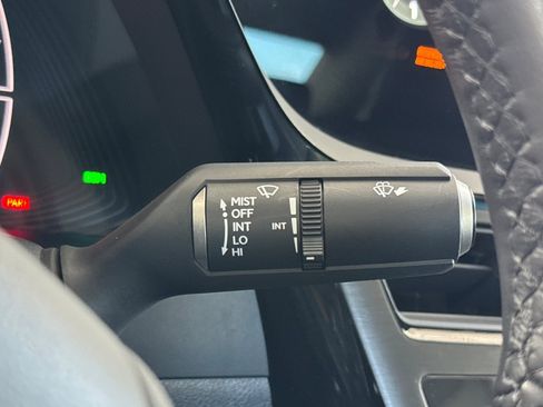 Certified 2024 Lexus ES 350 w/ Accessory Package (Z1) FWD image 32
