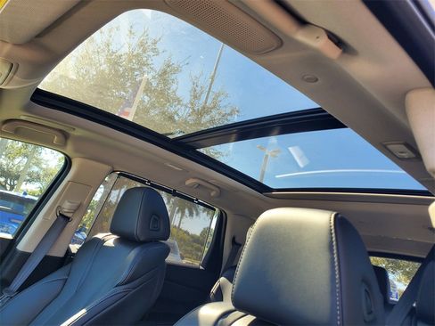 Used 2025 Acura MDX Technology Package image 19