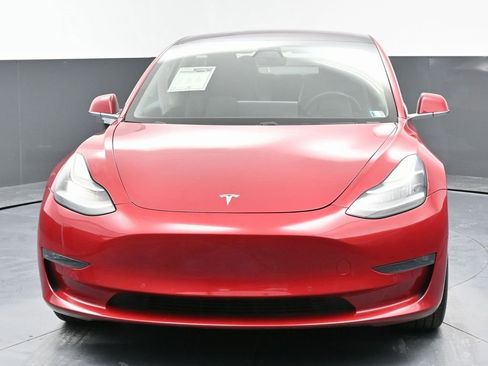Used 2018 Tesla Model 3 Long Range image 4