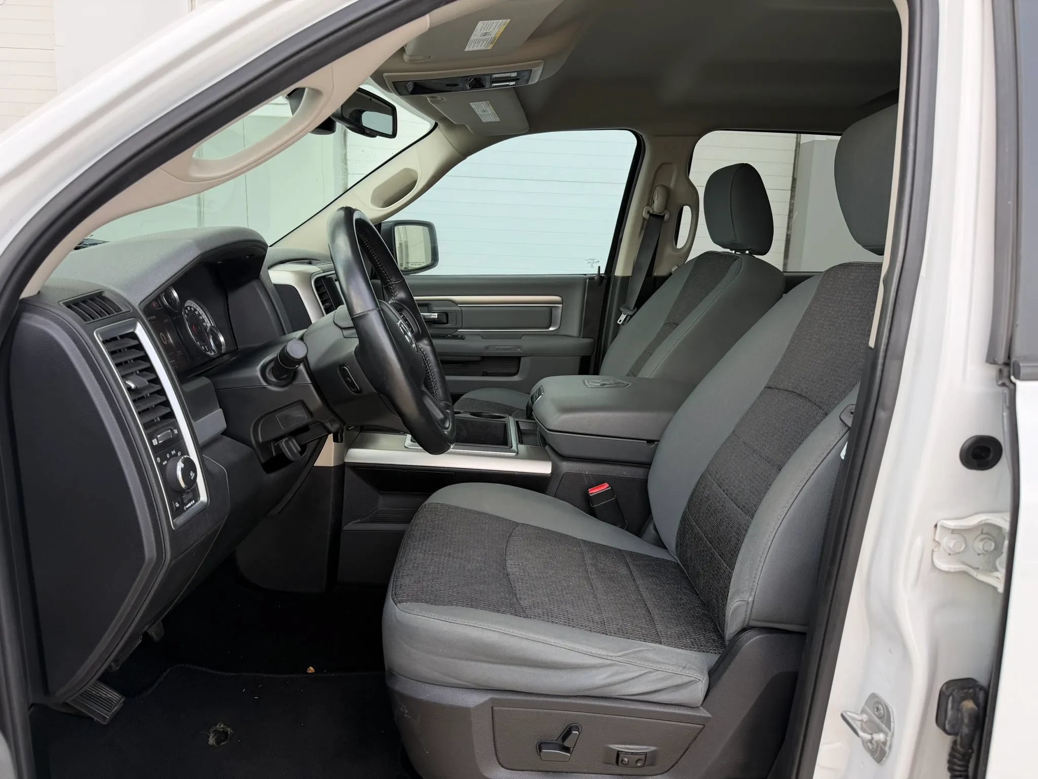 Used 2014 RAM 1500 Big Horn AWD/4WD image 10