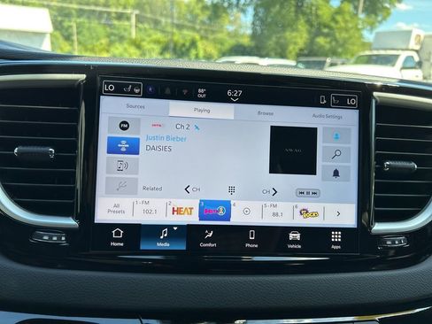 New 2026 Chrysler Voyager LX image 20