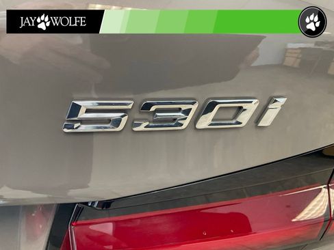 Used 2021 BMW 530i xDrive w/ Premium Package AWD/4WD image 25